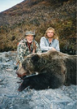 Alaska-Grizzly-Bear