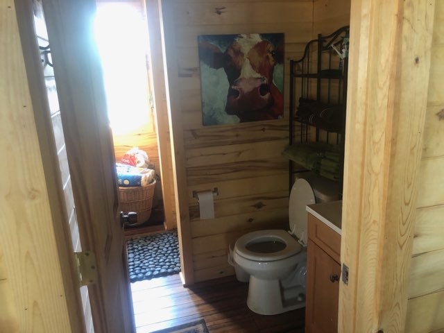 Cabin-For-Rent-CO-Unit-61-Bathroom